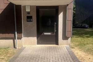 Gemütliche 3 Z. Wohnung in Bergerhausen mit Balkon Ideal für Kapitalanleger oder Eigennutzer. TOP – Die vollständige Adresse der Immobilie erhältst du vom Anbieter., 45136 Bergerhausen, Essen – Vorschaubild 2