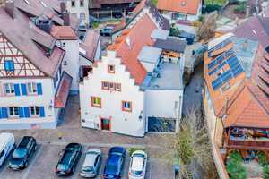 Historisches Mehrfamilienhaus mit Charme und Rendite: 5 Wohneinheiten in kernsaniertem Kulturdenkmal – Emmendingen (Kreis) – Vorschaubild 2