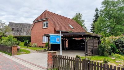 Zweifamilienhaus in Lilienthal zu verkaufen.