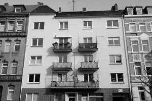 bald verfügbar • Dachterrasse und Balkon • Südstadt Nähe Bult/Zoo