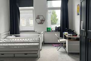 Geräumige 4-Zimmer-Altbauwohnung (90 m²) in zentraler Lage – ab 15.08.2026 zu vermieten – Die vollständige Adresse der Immobilie erhältst du vom Anbieter., 42659 Solingen-Mitte, Solingen – Vorschaubild 7