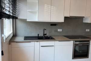 Exklusive, hochwertig möblierte 3-Zimmer-Wohnung mit Sonnenbalkon, Stellplatz und Designermöbeln – Kyffhäuserstraße 19, 40545 Oberkassel, Düsseldorf – Vorschaubild 4