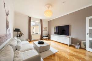 AIGNER - Großzügige 3-Zimmer-Wohnung mit stilvollem Altbaucharme – Die vollständige Adresse der Immobilie erhältst du vom Anbieter., 81543 Untergiesing, München – Vorschaubild 2