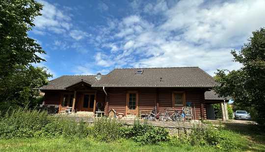 Bild von DAS BESONDERE HAUS IN RÄBKE (und das Pferd kann auch noch mit)