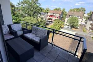 Zuhause mit 2 Zimmern in Leverkusen