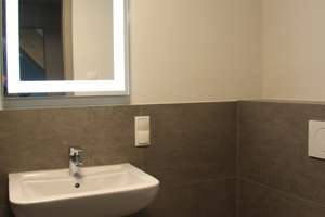 Stilvolle 1-Raum-DG-Maisonette mit gehobener Innenausstattung mit EBK in Koblenz – Wellingsweg 12, 56072 Metternich, Koblenz – Vorschaubild 3