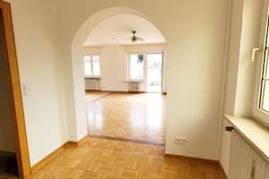One family home with 4-5 BR in Wiesbaden-Sonnenberg – Die vollständige Adresse der Immobilie erhältst du vom Anbieter., 65191 Sonnenberg, Wiesbaden – Vorschaubild 2