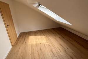 Neu renoviert 2025: helle 2,5-Zimmer-Wohnung mit begehbarem Kleiderschrank in OB-Osterfeld – Die vollständige Adresse der Immobilie erhältst du vom Anbieter., 46119 Osterfeld-Ost, Oberhausen – Vorschaubild 9