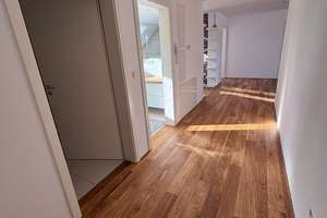 Traumhaft schöne 4,5-Zimmer-DG-Maisonette-Wohnung in imposantem Altbau in Stuttgart West – Die vollständige Adresse der Immobilie erhältst du vom Anbieter., 70176 Feuersee, Stuttgart – Vorschaubild 26