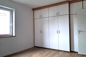 Modernisierte 4-Zimmer Wohnung zentral in Zuffenhausen - Balkon, Garage, Stellplatz und Gartenmitbe. – Rütlistr. ..., 70435 Zuffenhausen-Schützenbühl, Stuttgart – Vorschaubild 18