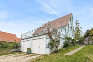 Individuell geplantes Einfamilienhaus mit Galerie, Südterrasse und Doppelgarage – Die vollständige Adresse der Immobilie erhältst du vom Anbieter., 86316 Friedberg – Vorschaubild 1