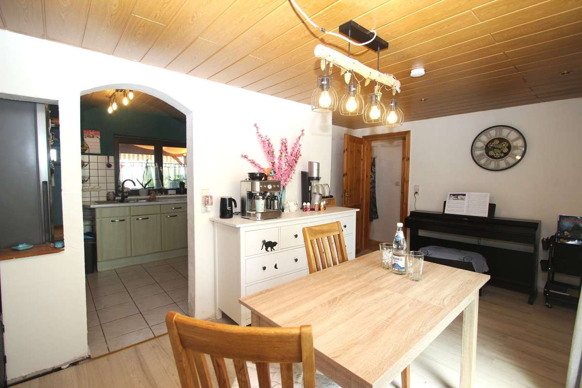 Immobilie in Königswinter - Wohnhaus mit 3 Mieteinheiten zentral in Königswinter-Thomasberg! - Bild 31