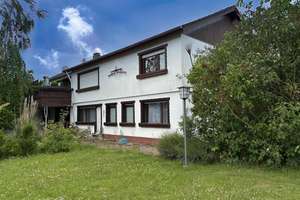 Möhnesee-Delecke - freistehendes Einfamilienhaus - teilbar in zwei Wohnungen   – Die vollständige Adresse der Immobilie erhältst du vom Anbieter., 59519 Möhnesee – Vorschaubild 2