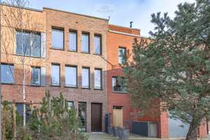 Property thumbnail 3