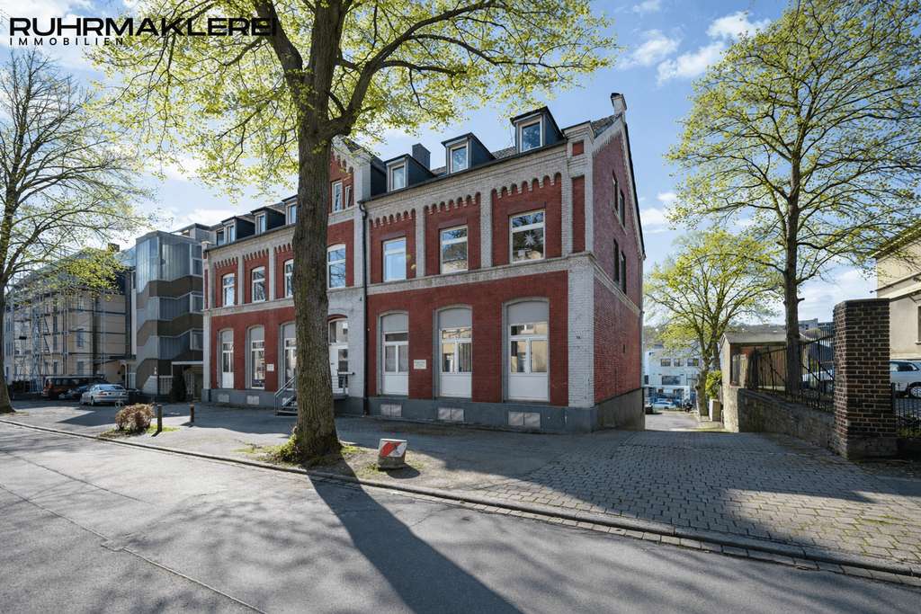 Immobilie in Wetter (Ruhr) - Charmante Altbauwohnung in zentraler Sackgassenlage – Wohnen mit Charakter im Herzen von Wetter! - Bild 1