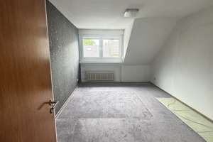 5-Zimmer-Dachgeschosswohnung in Köln-Stammheim – Isidor-Caro-Straße 35, 51061 Stammheim, Köln – Vorschaubild 9