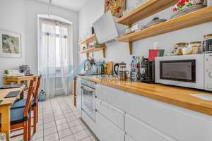 Großzügige 3,5-Zimmer-Altbauwohnung mit Balkon – stilvoll renoviert und modernisiert – Die vollständige Adresse der Immobilie erhältst du vom Anbieter., 10247 Friedrichshain, Berlin – Vorschaubild 10
