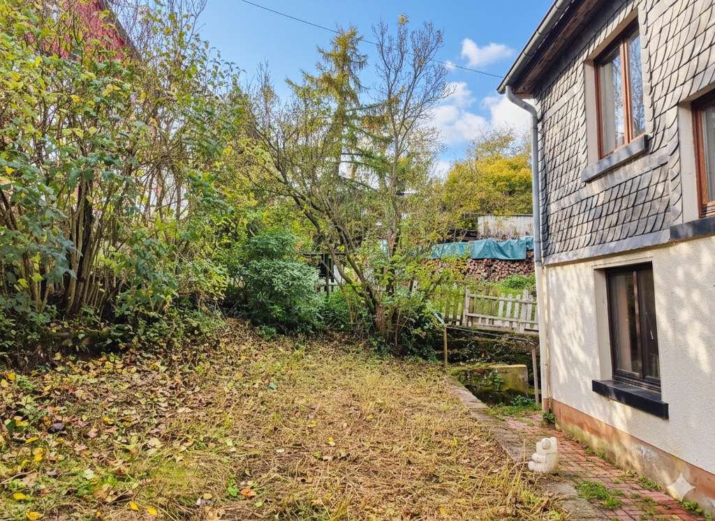 Immobilie in Michelbach - Ehemaliges Bauernhaus mit Scheune und Stall nahe Altenkirchen. 25.000 m² Weideland möglich! - Bild 3