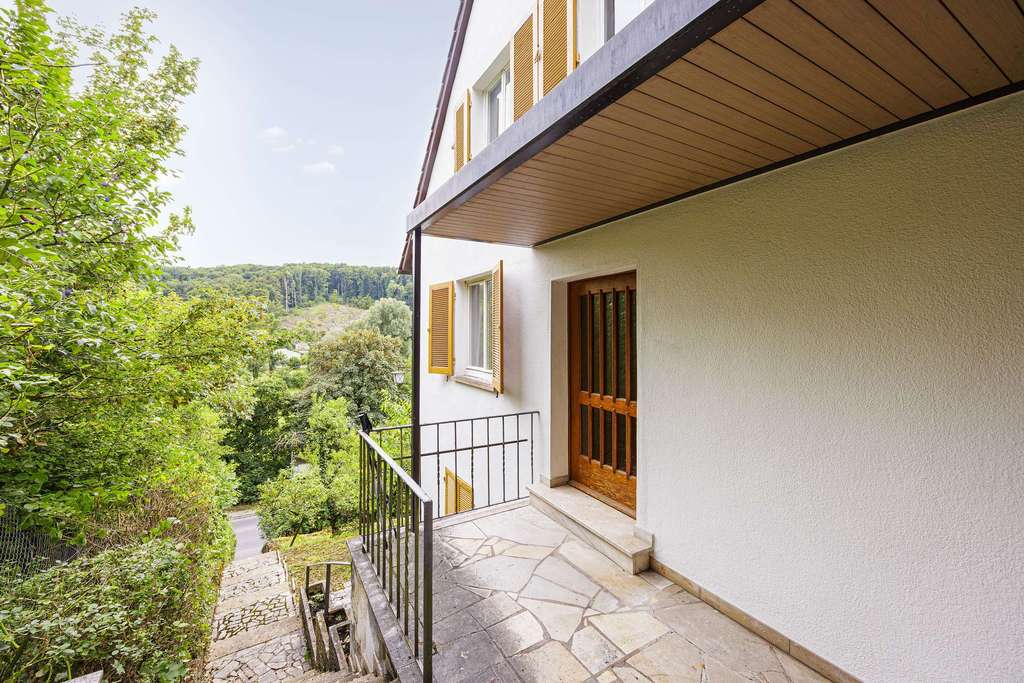 Immobilie in Kirchberg an der Murr - WEITBLICK: Idyllisch Wohnen mit unverbaubarem Blick! - Bild 1