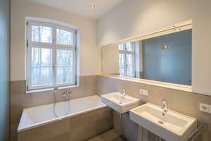 Property thumbnail 11