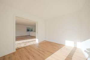 Familienarchitektur mit Wohlfühlcharakter – Waldingstraße 28c, 22391 Wellingsbüttel, Hamburg – Vorschaubild 9