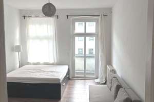 Großzügige 3-Zimmer-Stuckaltbauwohnung mit Balkon – Wilhelm-Stolze- Straße 19, 10249 Friedrichshain, Berlin – Vorschaubild 13