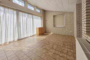 Einfamilienhaus mit Entwicklungspotential in Kreyenbrück – Die vollständige Adresse der Immobilie erhältst du vom Anbieter., 26133 Kreyenbrück, Oldenburg (Oldenburg) – Vorschaubild 3