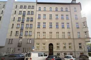 Solide vermietete 2-Zimmer-Wohnung mit Altbaucharme ***Duschbad***abgez. Dielen*** – Die vollständige Adresse der Immobilie erhältst du vom Anbieter., 10965 Kreuzberg, Berlin – Vorschaubild 1