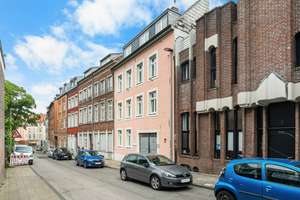 Courté, Denkmalgeschütztes Mehrfamilienhaus in bester Altstadtlage! – Die vollständige Adresse der Immobilie erhältst du vom Anbieter., 52064 Lindenplatz, Aachen – Vorschaubild 2