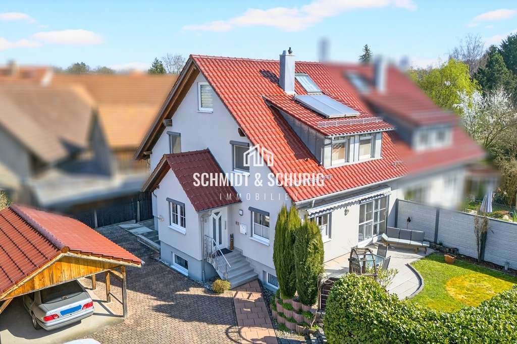 Immobilie in Walzbachtal - Gepflegte Doppelhaushälfte in ruhiger Lage mit schönem Garten und Ausbaupotenzial - Bild 0