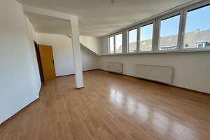 Attraktive Dachgeschosswohnung in zentraler Lage von Oberhausen Stadtmitte – Düppelstr. 81, 46045 Altstadt-Süd, Oberhausen – Vorschaubild 16
