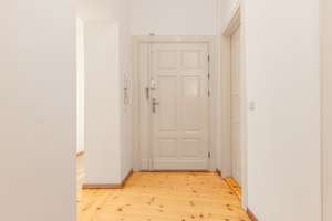 Schlesischer Busch - Helle, großzügige Altbauwohnung mit Balkon zwischen Oberbaumbrücke & Badeschiff – Die vollständige Adresse der Immobilie erhältst du vom Anbieter., 10997 Kreuzberg, Berlin – Vorschaubild 12