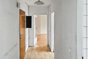 Bezugsfrei, gut geschnitten, zentral gelegen – 2-Zimmer-Wohnung mit Potenzial in Nürnberg – Die vollständige Adresse der Immobilie erhältst du vom Anbieter., 90443 Gugelstraße, Nürnberg – Vorschaubild 8