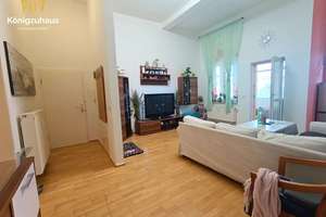 Stadtvilla-Flair in Apolda: vermieteter 4-Raum-Altbau mit Wintergarten und Garagenstellplatz – Die vollständige Adresse der Immobilie erhältst du vom Anbieter., 99510 Apolda – Vorschaubild 5