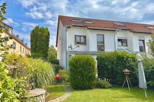 Reiheneckhaus
mit Einzelgarage
in Illertissen – Die vollständige Adresse der Immobilie erhältst du vom Anbieter., 89257 Illertissen – Vorschaubild 1