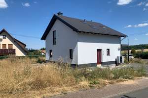 Einfamilienhaus 4-Zimmer  mit Einbauküche in Ewighausen – Westerwaldstraße 27, 56244 Ewighausen – Vorschaubild 4