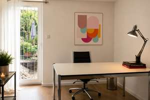 Loftartige 115 m² Gartenwohnung mit 60 m² Wohnbereich, Kamin & Pool, hochwertig möbliert – Richard-Strauss-Str. XX, 81679 Parkstadt, München – Vorschaubild 16