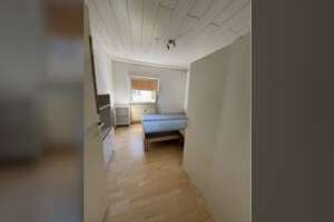 Zwei-Familienhaus + Bungalow auf großem Baugrundstück – Die vollständige Adresse der Immobilie erhältst du vom Anbieter., 64546 Mörfelden-Walldorf – Vorschaubild 2
