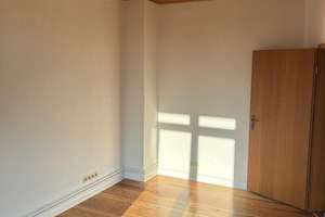 Großzügige 4-Zimmer-Wohnung mit zwei Balkonen – ideal für Familien oder WGs – Iltisstraße 26, 24143 Gaarden-Ost, Kiel – Vorschaubild 9