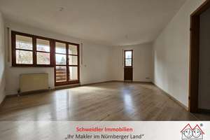Attraktive 3-Zimmer-Wohnung mit Balkon in ruhiger, zentraler Lage von Behringersdorf – Die vollständige Adresse der Immobilie erhältst du vom Anbieter., 90571 Schwaig bei Nürnberg – Vorschaubild 1