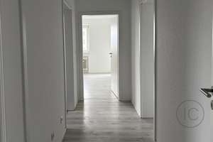 Helle frisch sanierte 3-Zimmer-Wohnung mit Balkon und praktischer Raumaufteilung – Die vollständige Adresse der Immobilie erhältst du vom Anbieter., 41179 Rheindahlen-Mitte, Mönchengladbach – Vorschaubild 6