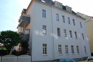 Bezaubernde Dachgeschosswohnung in ruhiger Seitenstraße – Wöhlerstraße 5, 1139 Dresden – Vorschaubild 1
