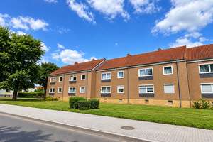 Vermietete 3-Zimmer-Wohnung – modernisiert, Fernwärme & Glasfaser – 38226 Lebenstedt, Salzgitter – Vorschaubild 2