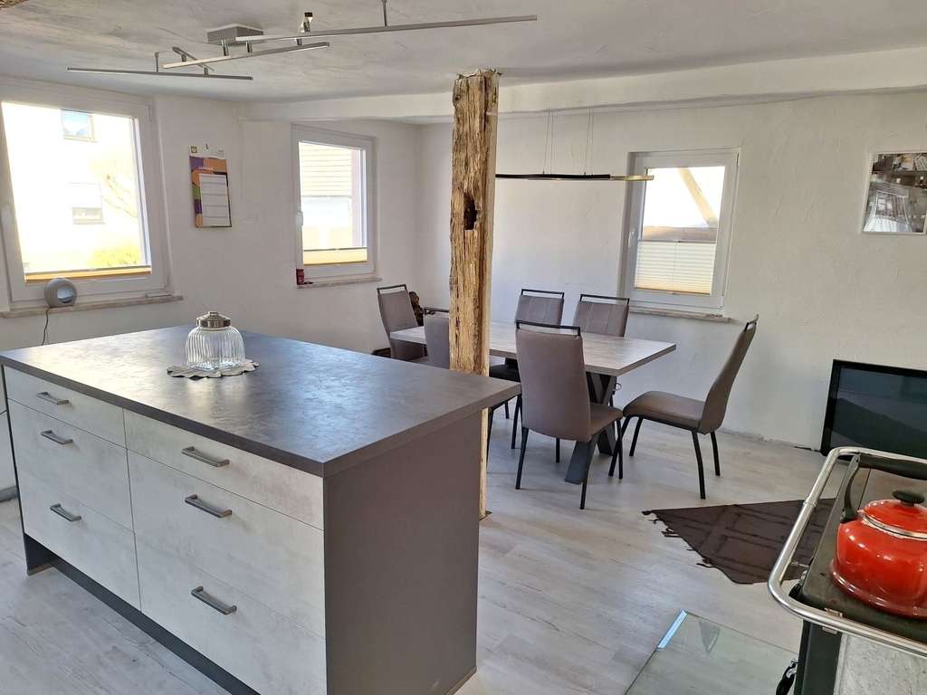 Immobilie in Bad Königshofen im Grabfeld - Liebhaberstück!!! - Bild 2