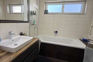 Property thumbnail 11