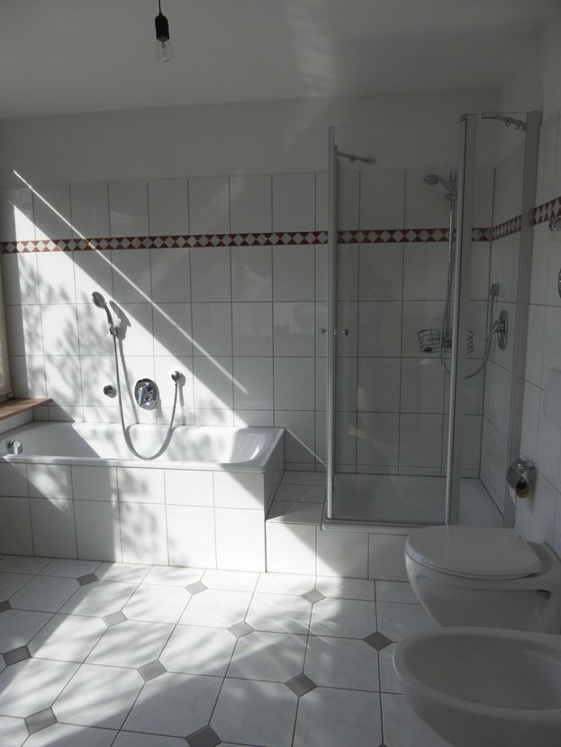 Traumhafte 3-Zimmerwohnung Dornbusch V-E-R-M-I-E-T-E-T image