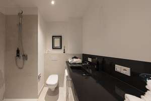 WIN WIN - Vollmöblierte 3 Zimmer-Wohnung im Düsseldorfer Medienhafen – Speditionstraße 8, 40221 Hafen, Düsseldorf – Vorschaubild 9