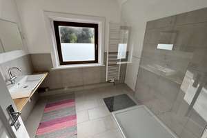 Modernisiertes Einfamilienhaus in Hamburg-Sülldorf. Für FÜAKBW, DESY, AIRBUS, Expats. Befristet.  – Suelldorfer Kirchenweg 123, 22589 Sülldorf, Hamburg – Vorschaubild 8