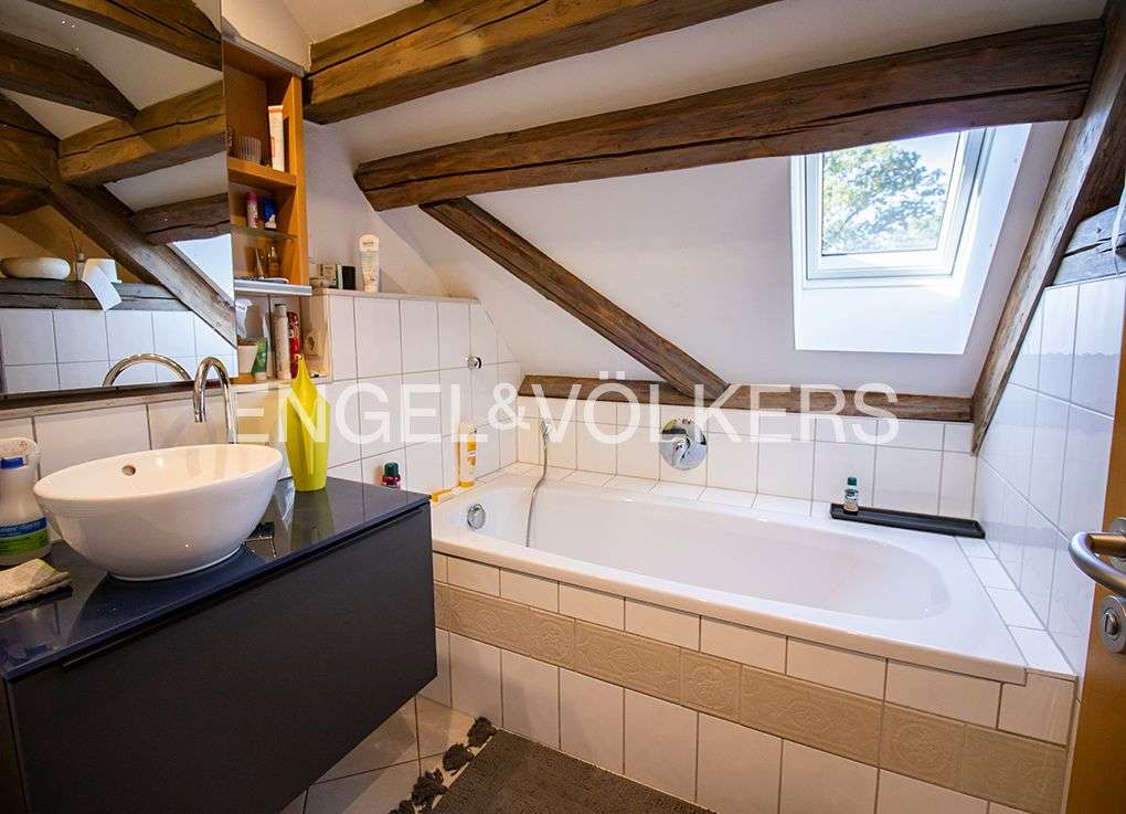 Immobilie in Schwendi - Herrliches Anwesen mit 4 Wohnungen und parkähnlichem Grundstück - Bild 25