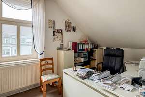 Geräumige 3-Zimmer-Dachgeschosswohnung im Herzen von Bi-Jöllenbeck – Die vollständige Adresse der Immobilie erhältst du vom Anbieter., 33739 Jöllenbeck, Bielefeld – Vorschaubild 10